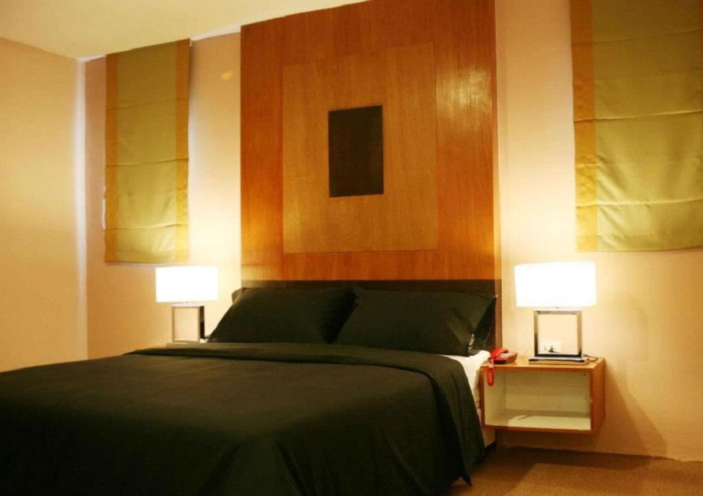 Bh Business Hotel Bangkok Room photo